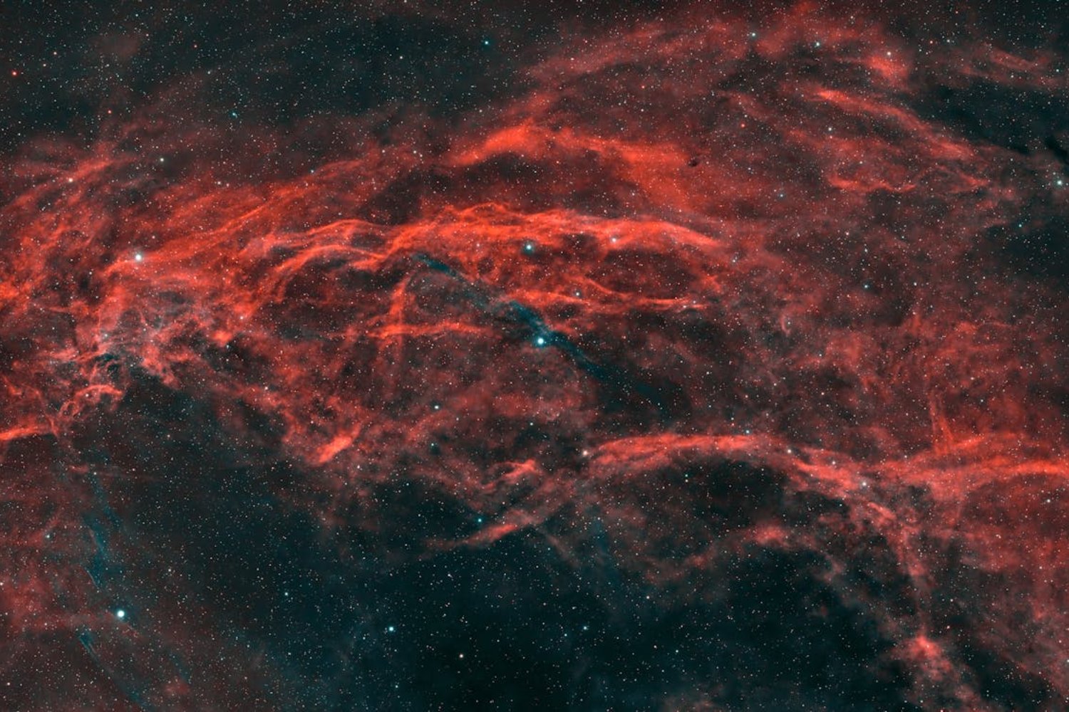 El James Webb confirma lo impensable: hay moléculas de vida en otra galaxia, congeladas en el hielo de una estrella recién nacida