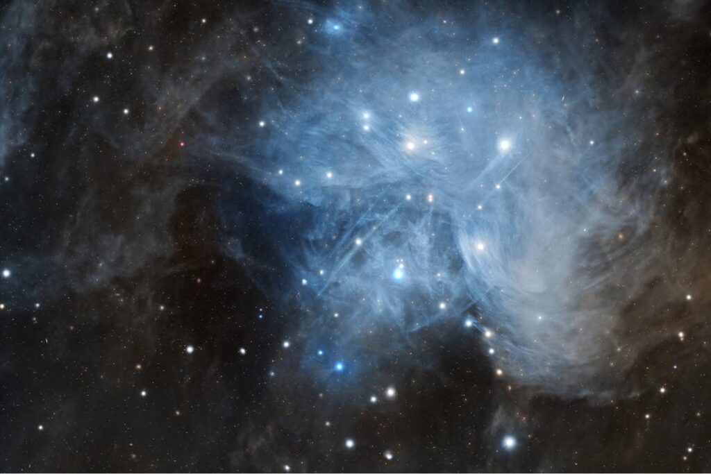 El James Webb confirma lo impensable: hay moléculas de vida en otra galaxia, congeladas en el hielo de una estrella recién nacida