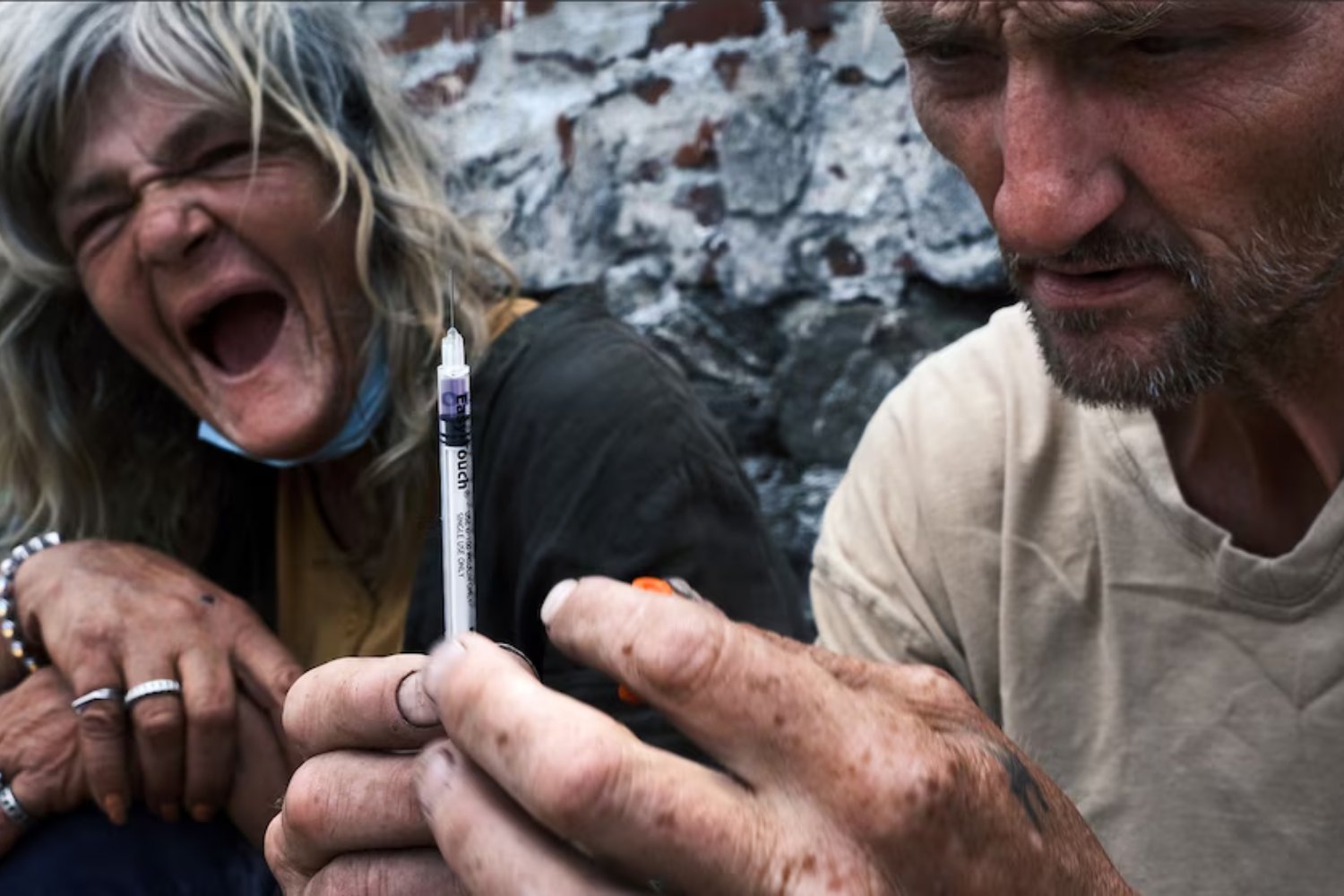 Vivimos más, pero vivimos peor: la nueva epidemia que no mata al cuerpo, sino a la esperanza