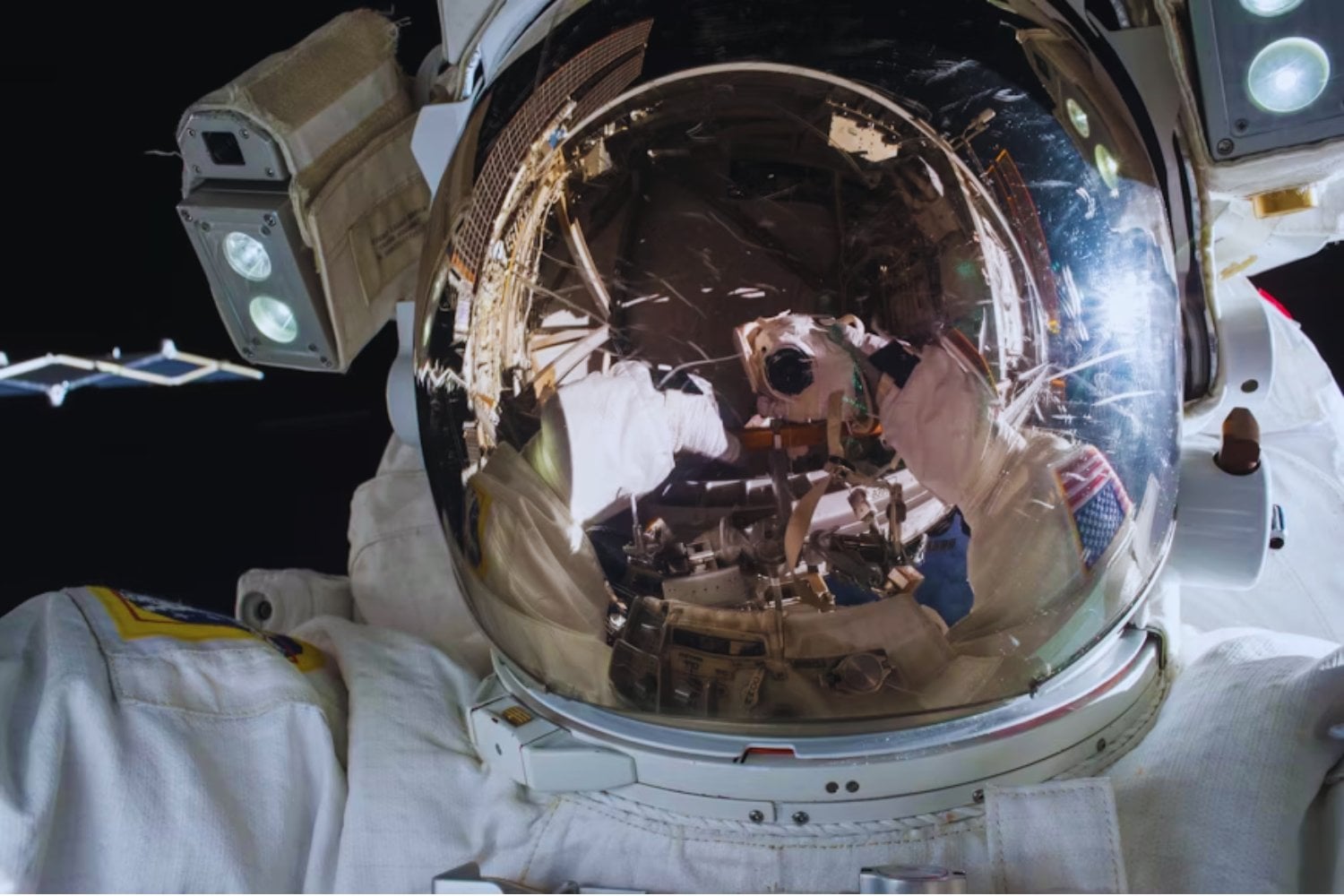 La NASA ya no imagina la ciencia ficción: ha logrado ‘teletransportar’ a un astronauta con un holograma real en la Estación Espacial