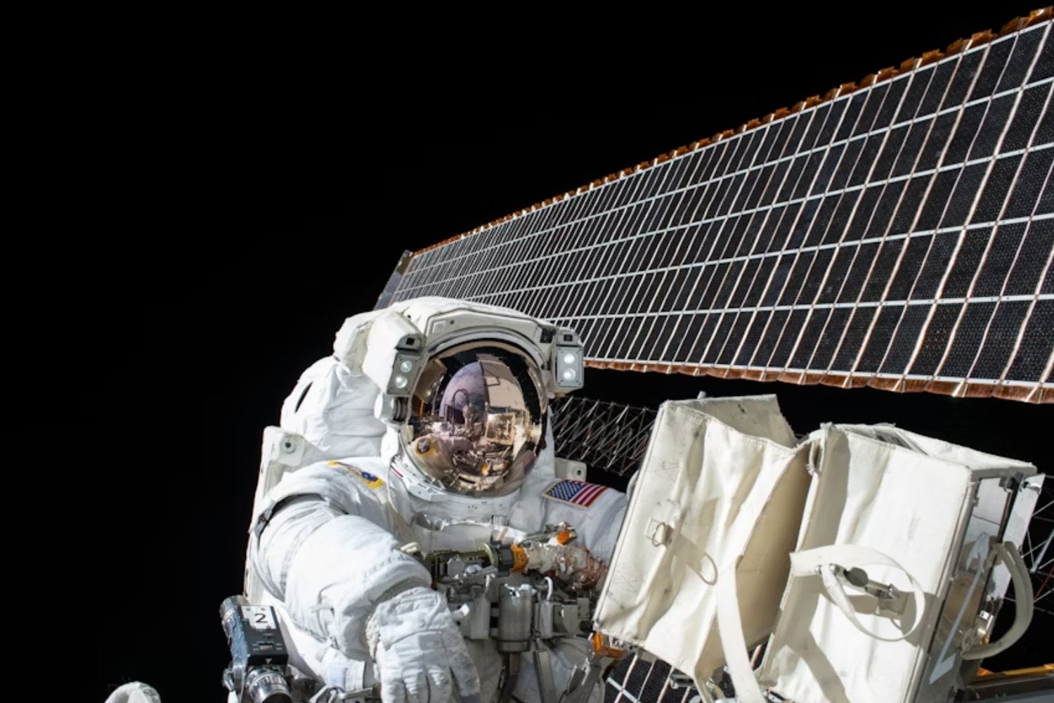 La NASA ya no imagina la ciencia ficción: ha logrado ‘teletransportar’ a un astronauta con un holograma real en la Estación Espacial