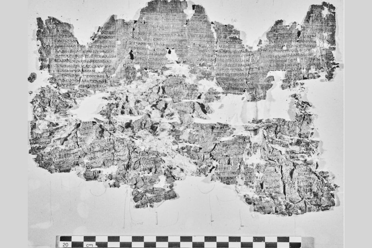 Bajo la ceniza de Herculano, los papiros han vuelto a hablar. Y lo que revelan sobre Zenón, el fundador del Estoicismo, cambia lo que creíamos saber