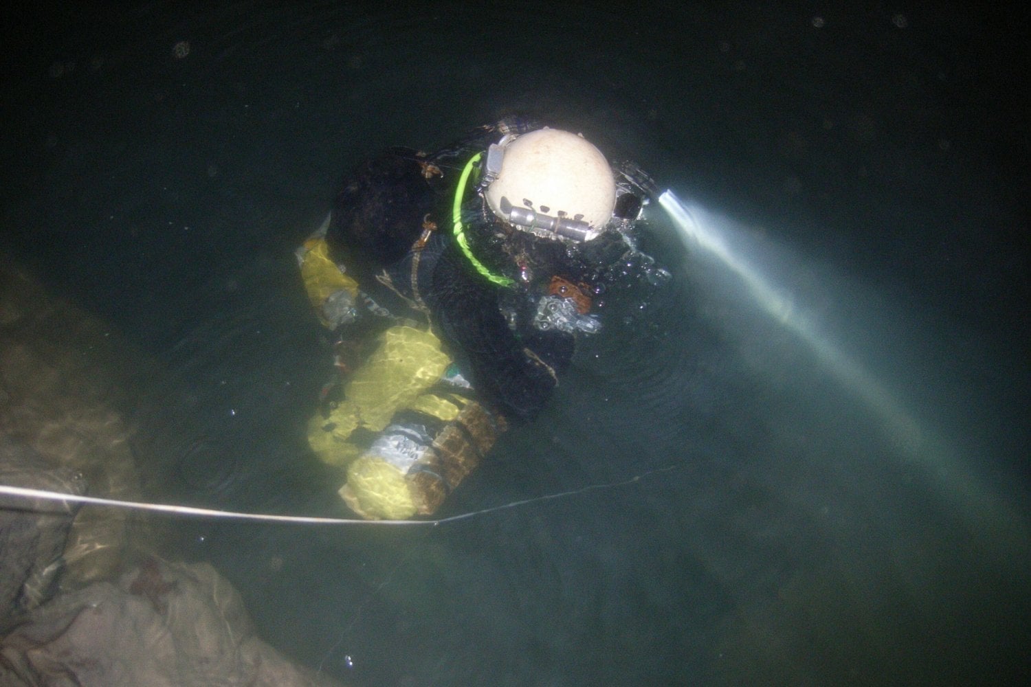 Bajo las montañas de Málaga, la Tierra guardaba un secreto: un reino de piedra y silencio que ahora sale a la luz