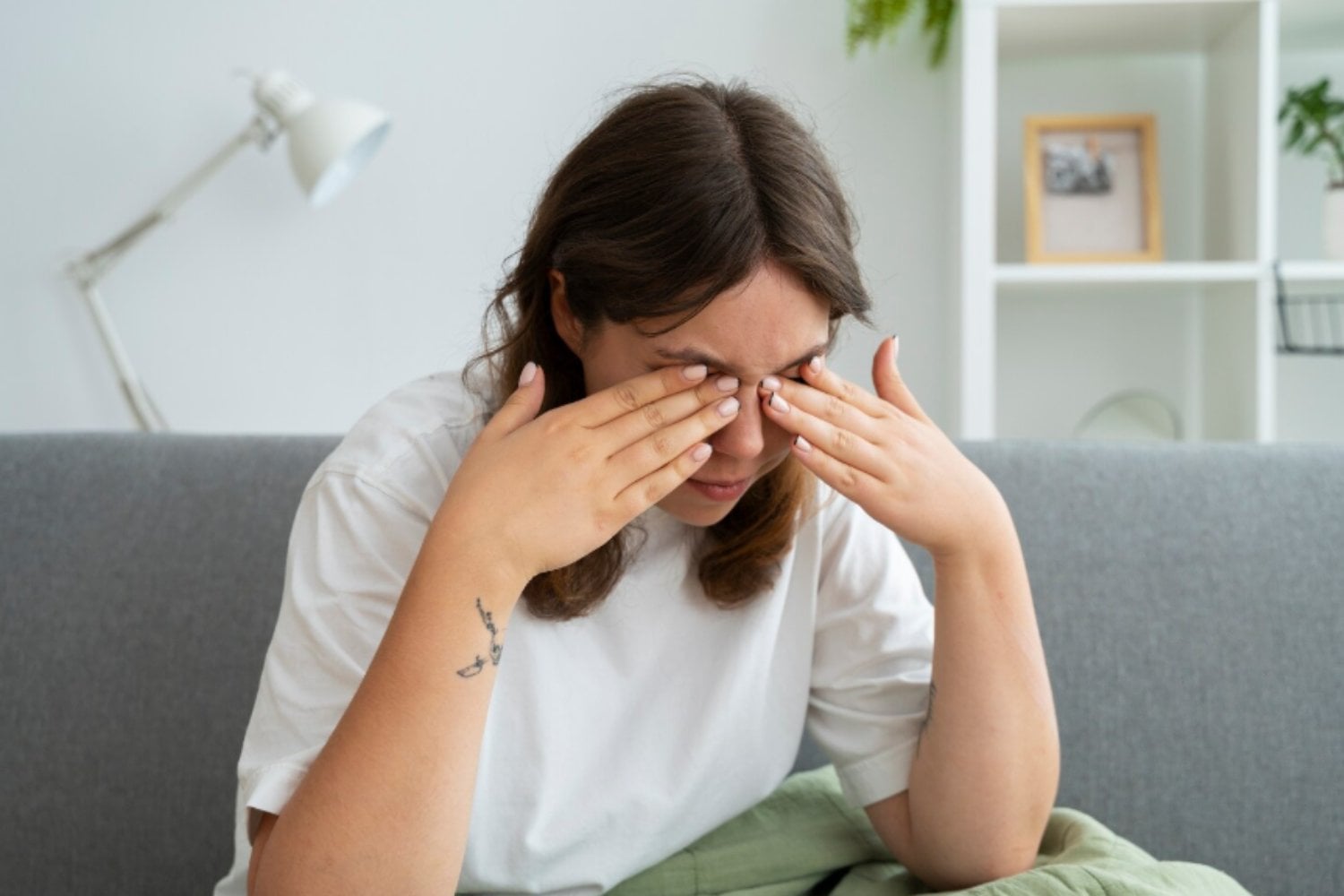 El aire que respiramos también daña los ojos: cómo la contaminación afecta la salud visual