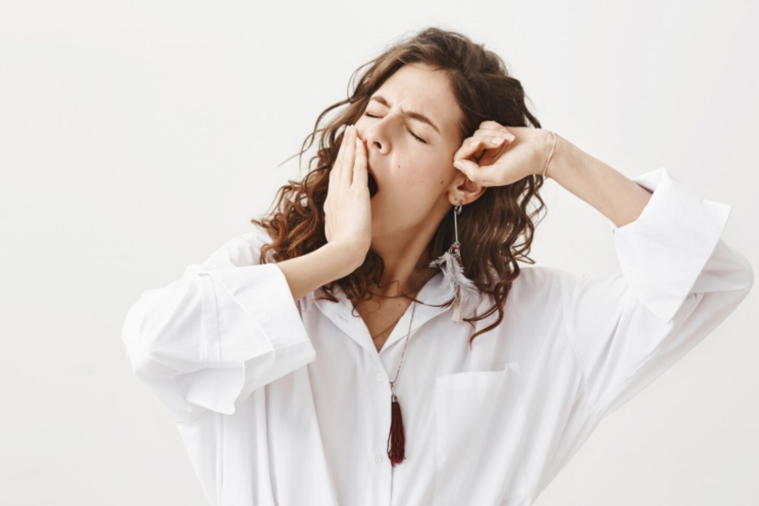 Por qué casi nunca recordamos lo que soñamos: la ciencia revela qué pasa en el cerebro mientras dormimos