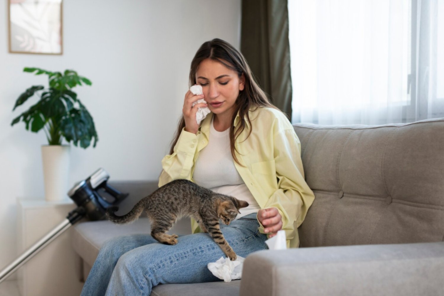 Cómo saber si tu gato tiene pulgas: 9 señales claras