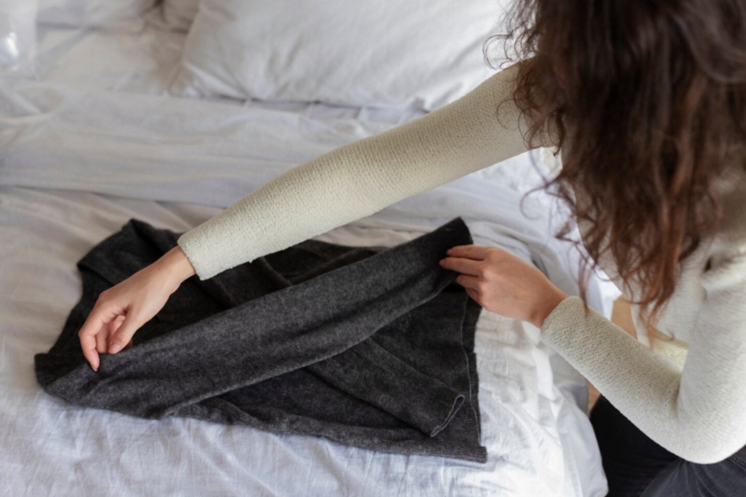 La ciencia de la ropa termorreguladora: cómo las prendas inteligentes se adaptan a tu cuerpo y al entorno)