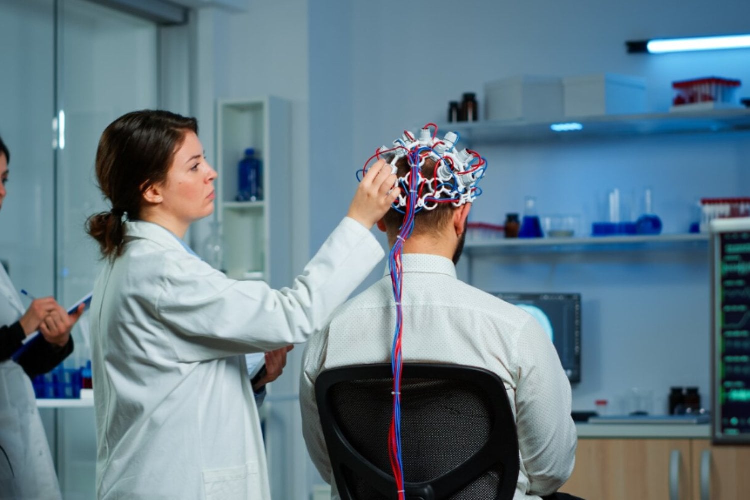Neurociencia: cómo las emociones o los detalles moldean la memoria de lo que escuchamos