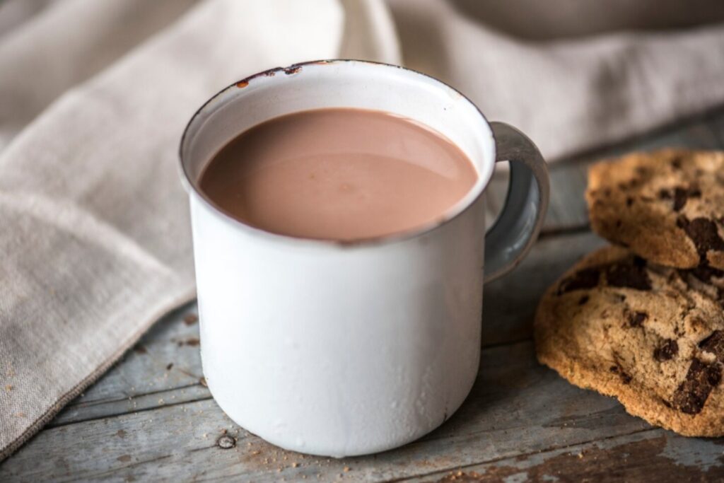 El cacao y las moras podrían proteger tu corazón del sedentarismo, según la ciencia