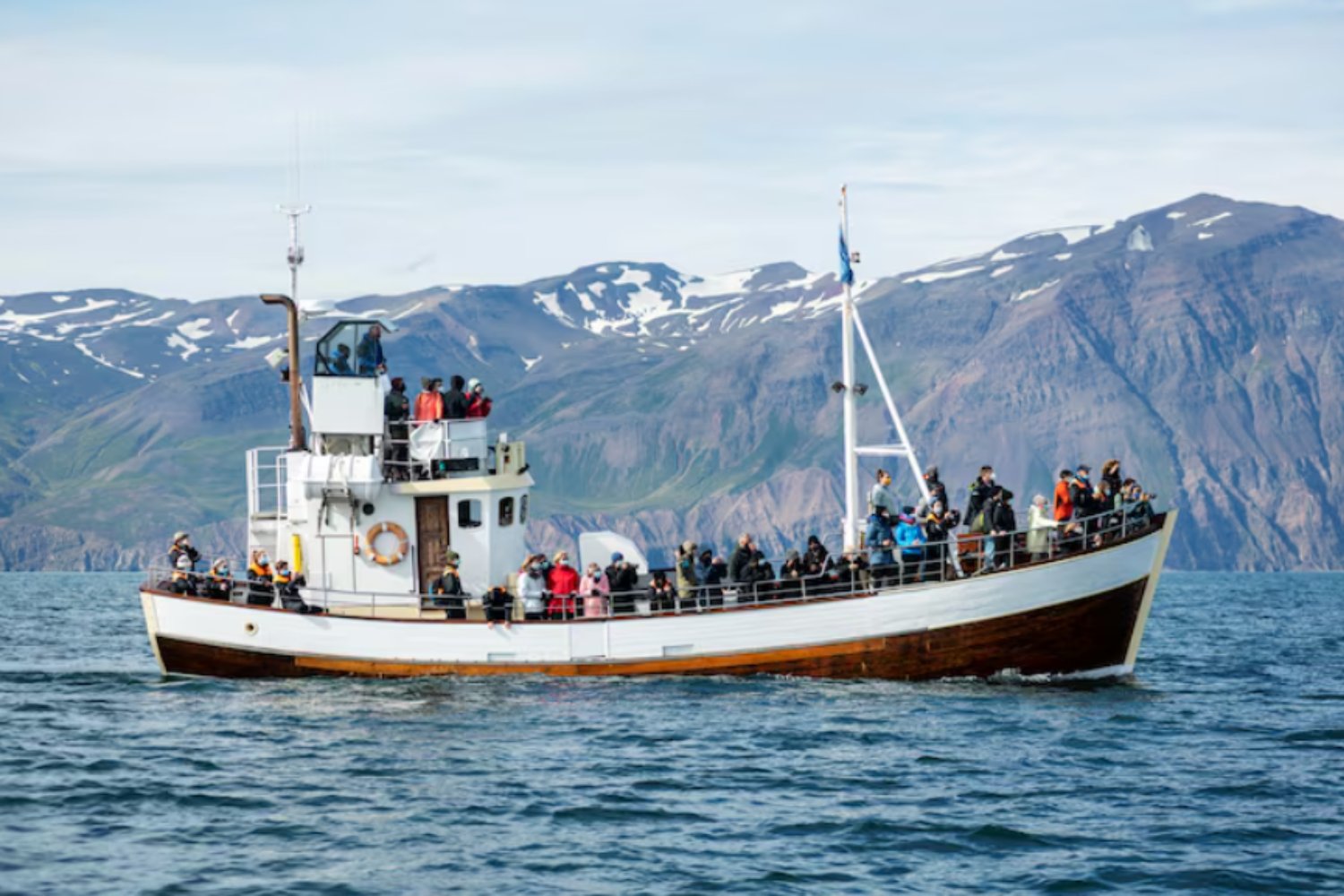 España, a tiempo de no quedarse atrás en la carrera por los polos