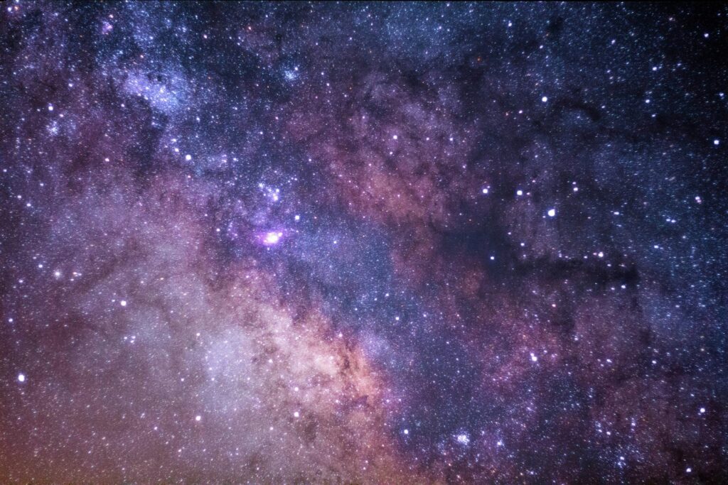 Estrellas Oscuras James Webb