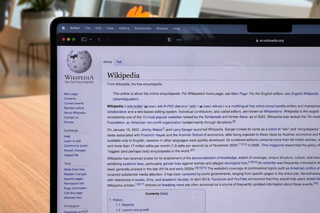 Los Bots Reducen El Trafico Real De Wikipedia
