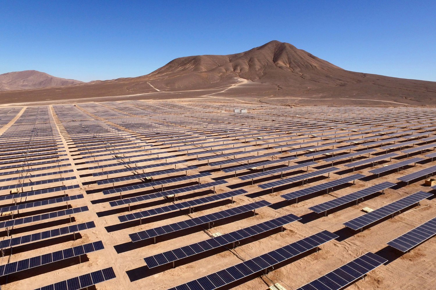 Nanoagujas Para Mejorar La Energia Solar