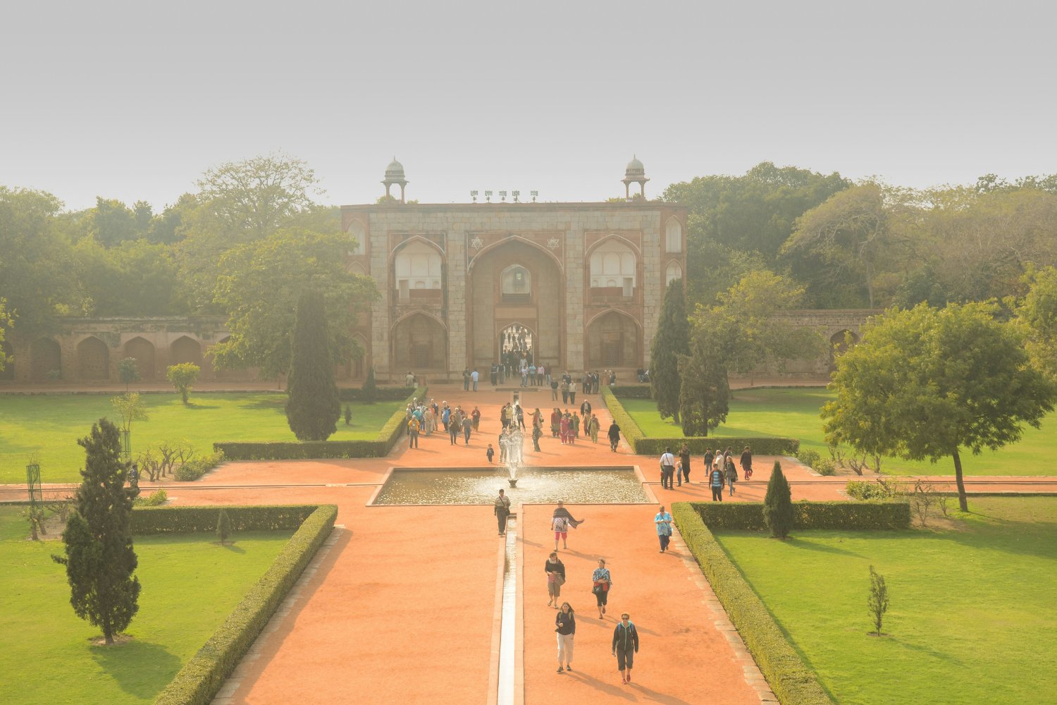 Siembra De Nubes En Nueva Delhi