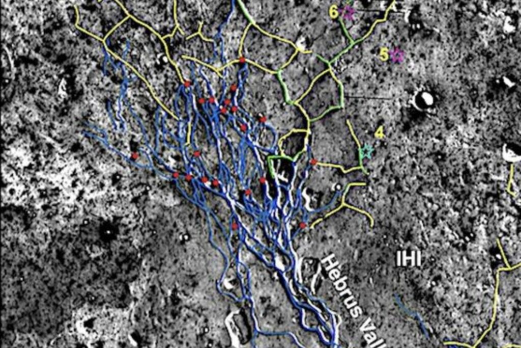 Hebrus Valles podría ocultar las primeras cuevas kársticas de Marte. China ha identificado ocho tragaluces. Y la geoquímica indica que el agua pudo esculpir galerías subterráneas.