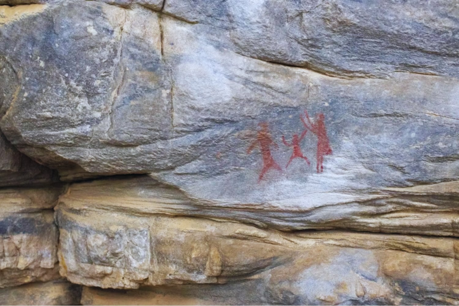 Durante milenios nadie entendió sus líneas y triángulos. Hoy sabemos que esos símbolos podrían ser el inicio del pensamiento humano.