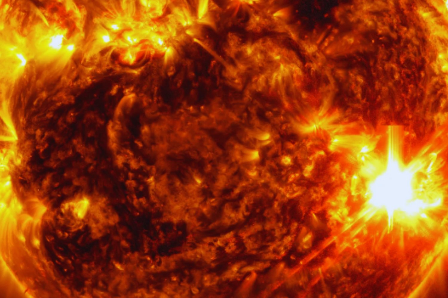 El Sol prepara uno de sus ciclos más intensos. Y una llamarada suficientemente grande podría golpearnos como en el Evento Carrington, pero en plena era digital