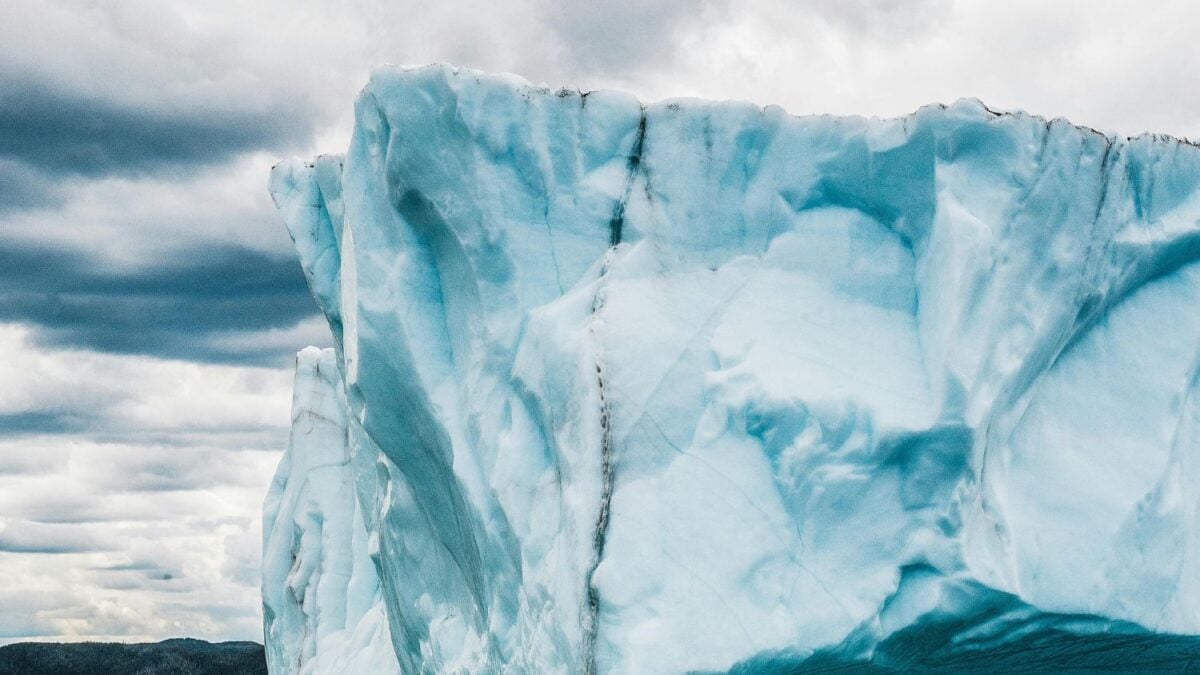 Un glaciar de la Antártida oriental colapsó en semanas a un ritmo que parecía imposible. Y los científicos creen que podría ser una advertencia de lo que viene