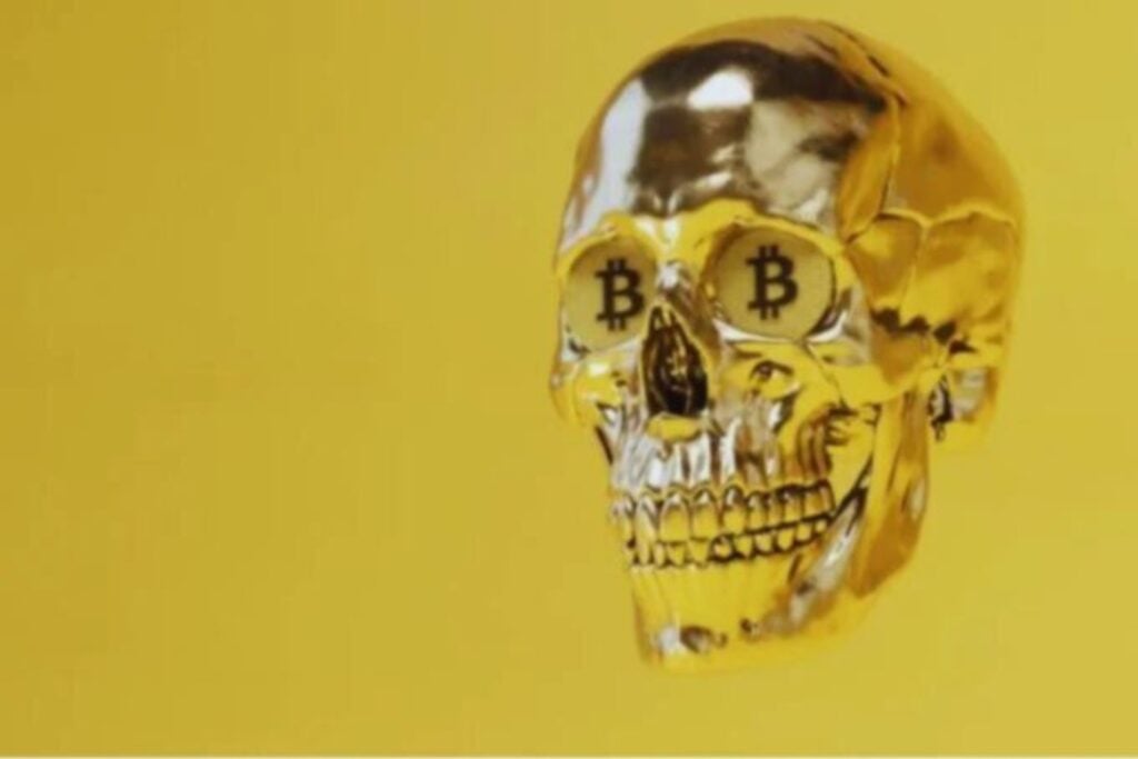 Bitcoin vuelve a caer pese al apoyo de Trump y de Wall Street. La presión institucional no frena la corrección. Y el mercado teme que se repita el ciclo bajista