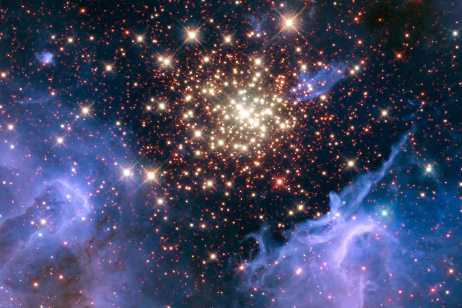Gemini Sur revela una nueva imagen de la Nebulosa de la Mariposa. Es una estructura de gas expulsado por una estrella agonizante a 3,800 años luz