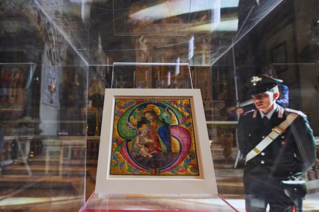 Un tesoro del Renacimiento regresa a Roma 40 años después de su robo. La página iluminada que sobrevivió al olvido vuelve al convento que la vio nacer.