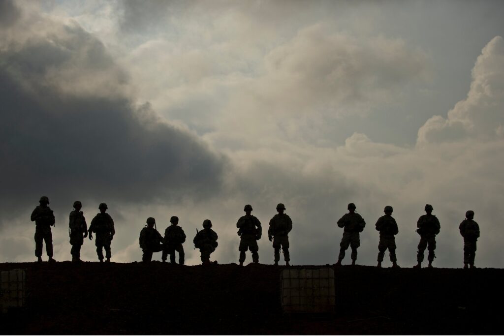 A menos de 150 kilómetros de Taiwán, Estados Unidos levanta un muro de misiles. Y lo que está construyendo no es una base militar, sino el escenario de la próxima gran guerra del Pacífico