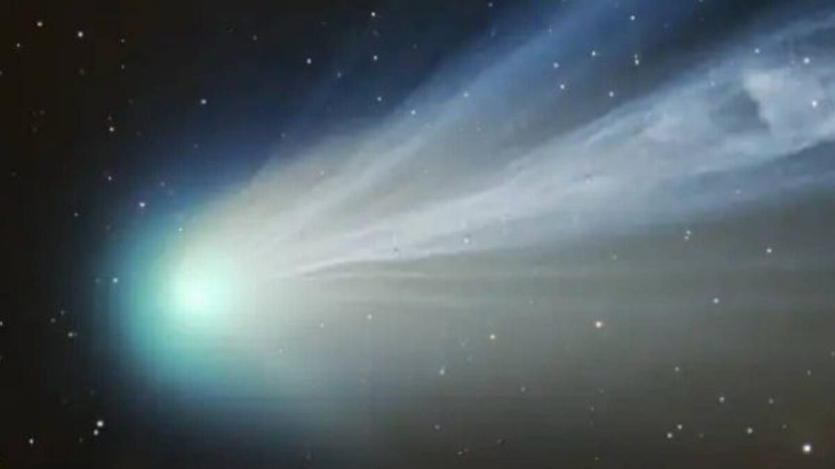 Une comète, qui n’est pas 3I/ATLAS, nous a parlé par radio. Des astronomes chinois détectent des signaux inhabituels révélant un secret chimique caché depuis la formation du système solaire