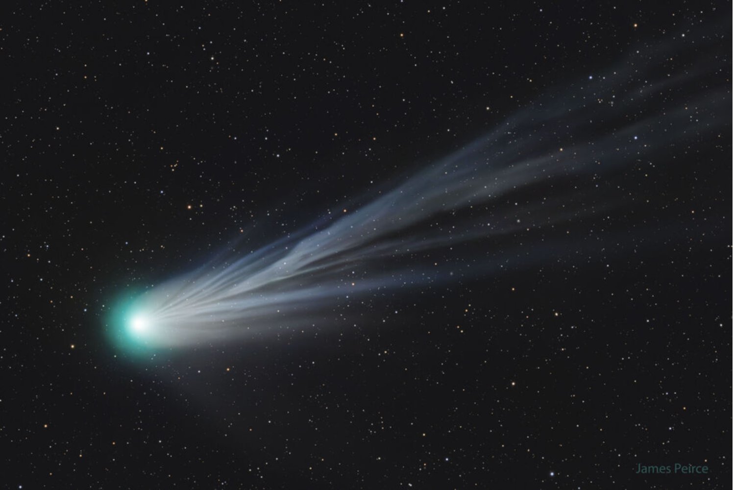 Científicos chinos detectan inusuales señales de radio desde un cometa. Lo que revelan podría explicar las misteriosas erupciones de 12P/Pons-Brooks y el origen del agua en la Tierra