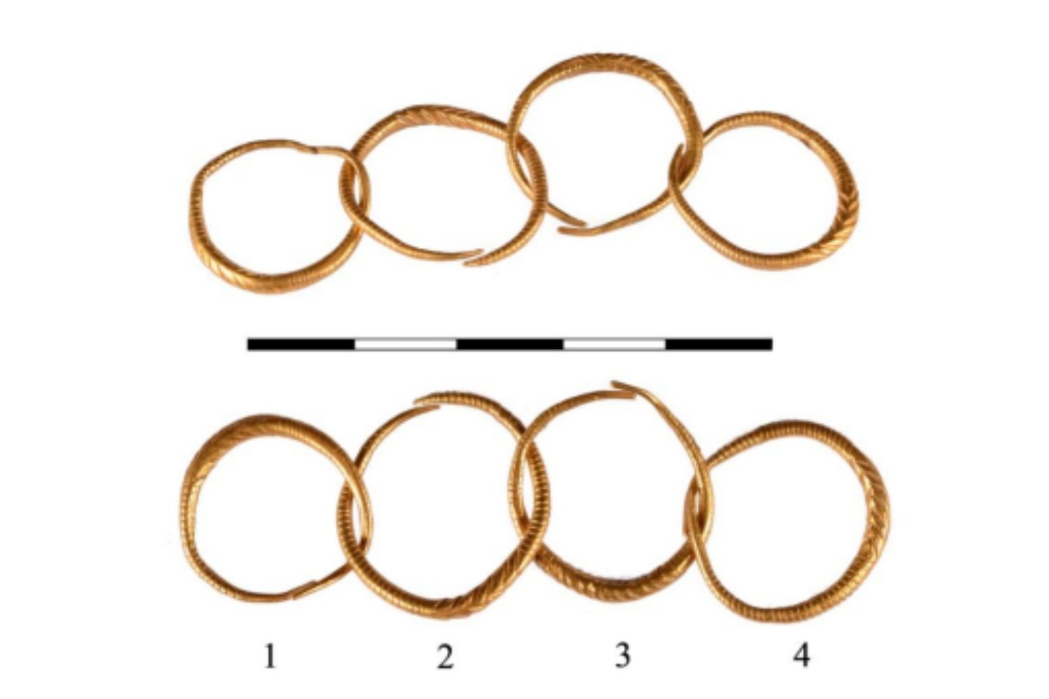 Descubren en Rumanía anillos de oro de 3.000 años que podrían ser la primera evidencia de dinero en Europa.