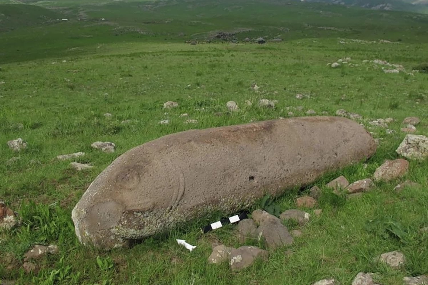 Las piedras de dragón ya tienen fecha y propósito. Un nuevo estudio demuestra que eran marcadores sagrados del agua hace más de seis milenios
