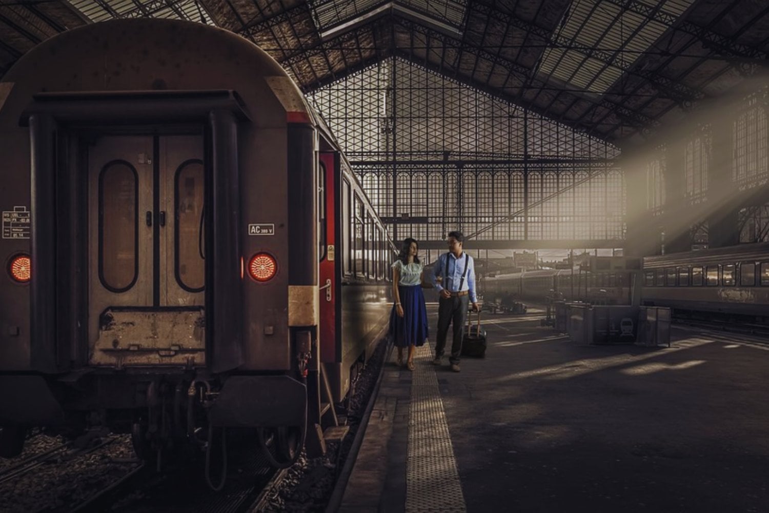 El amor también tiene clase social. Y los datos revelan que los ricos en España se casan entre ellos tres veces más de lo que ocurriría por azar