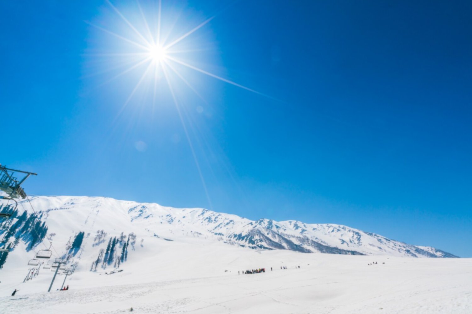 Así aprovechan los suizos la nieve para producir electricidad en invierno