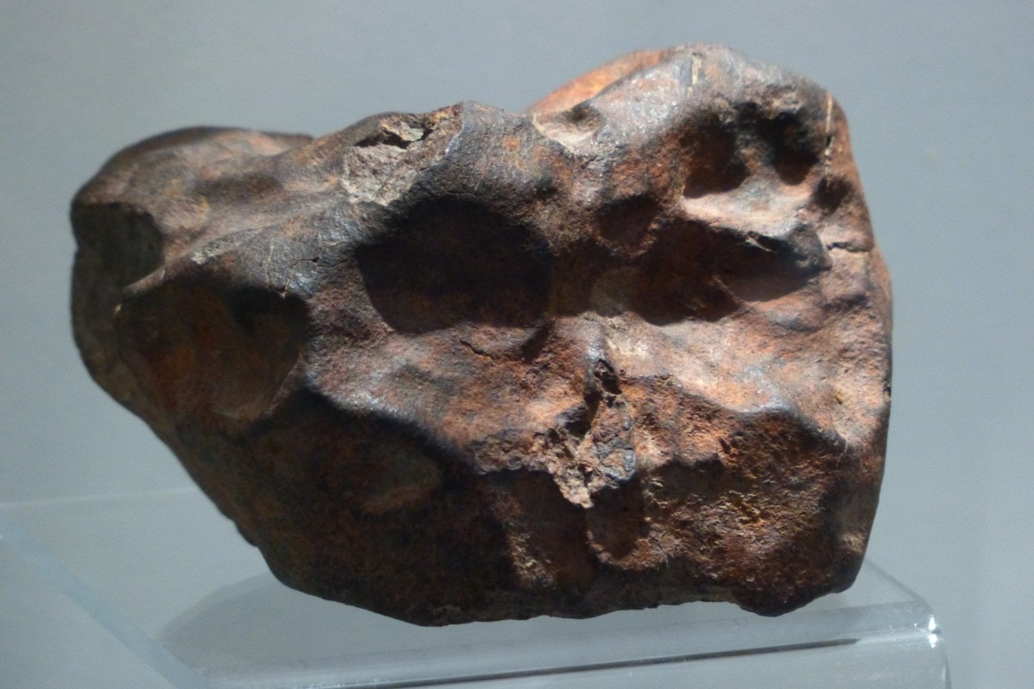Cuando el cielo cae a tus pies: qué hacer si crees haber encontrado un meteorito
