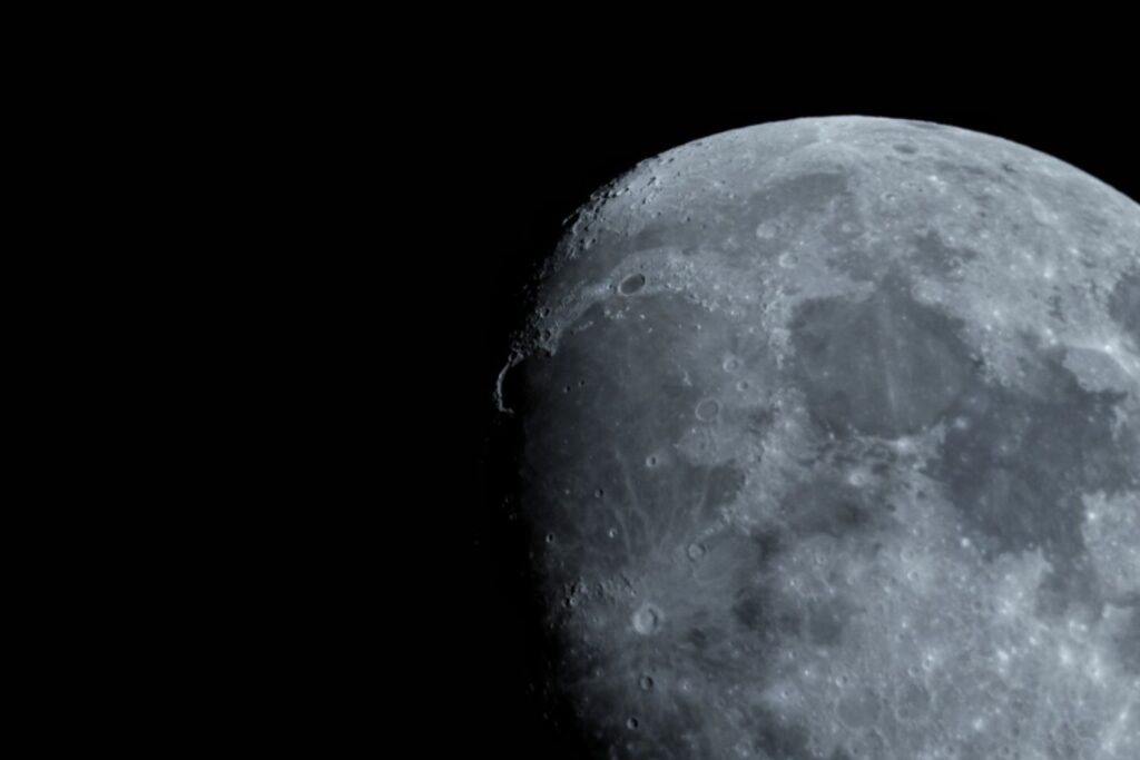 Cómo fotografiar la Luna: la guía definitiva para capturar su magia con cualquier cámara