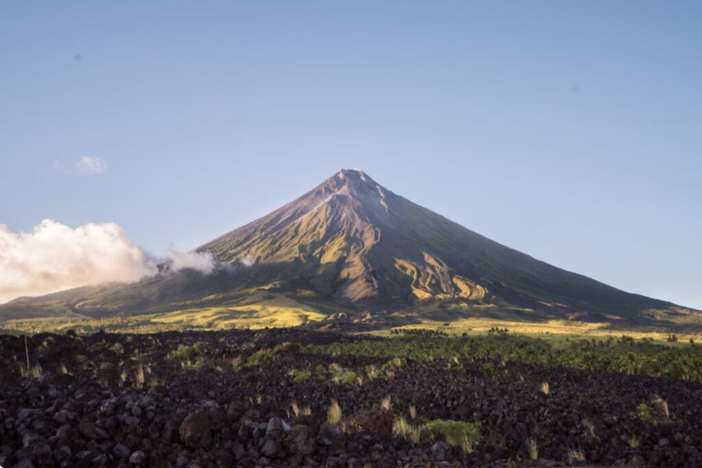 El volcán que “respira” tras 700.000 años: Taftan se eleva 9 cm y enciende las alarmas silenciosas