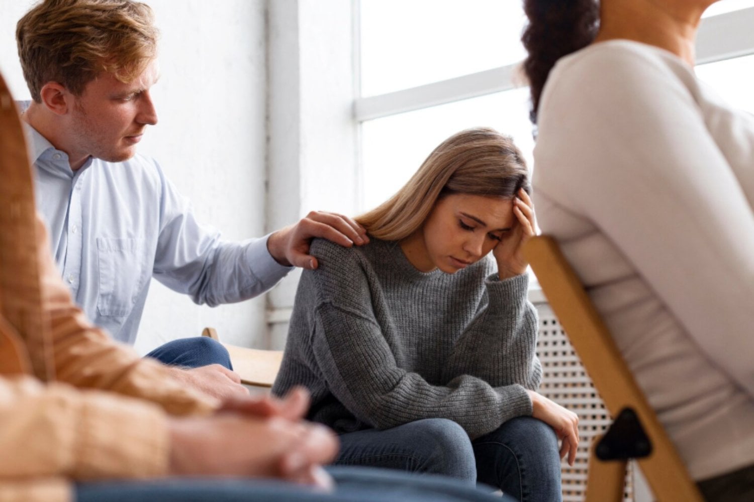 Empatía y palabras que curan: cómo hablar con alguien que sufre ansiedad social
