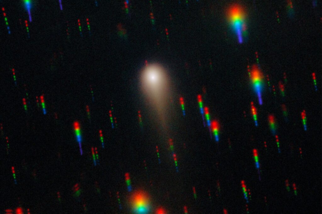 El cometa 3I/ATLAS vuelve del Sol con un misterioso tono azul que nadie esperaba