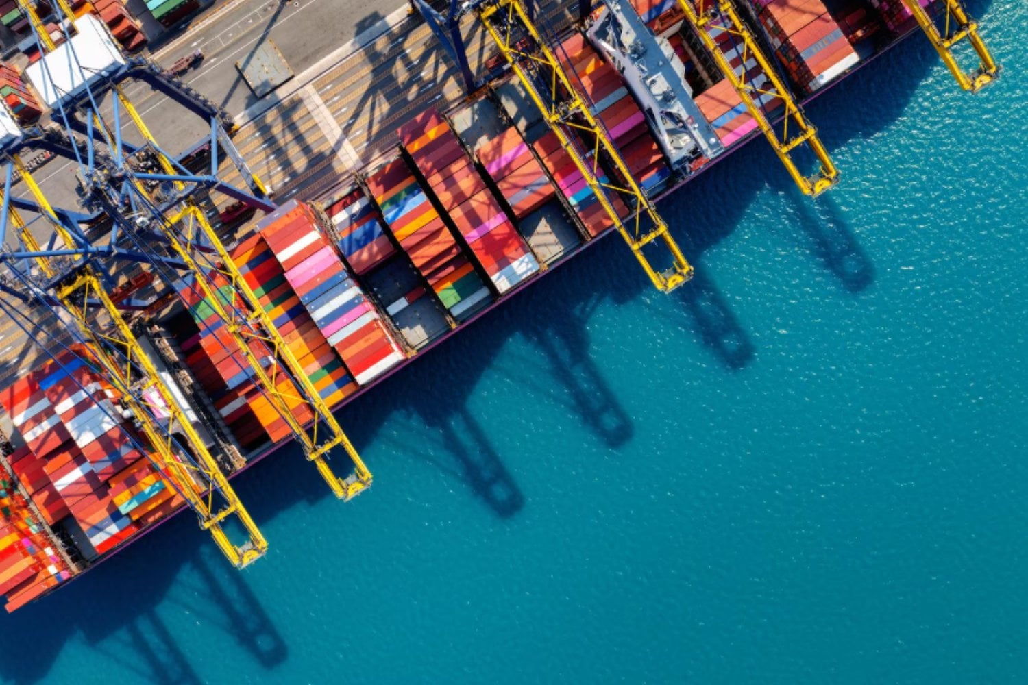 Octubre dejó en pausa la descarbonización del transporte marítimo global