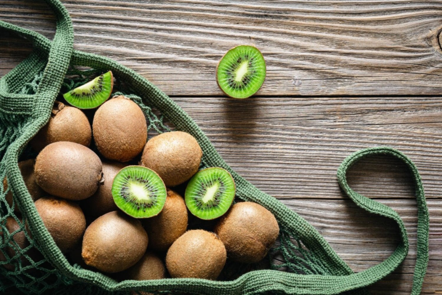 El error más común con el kiwi: por qué hay que lavarlo incluso si lo pelas