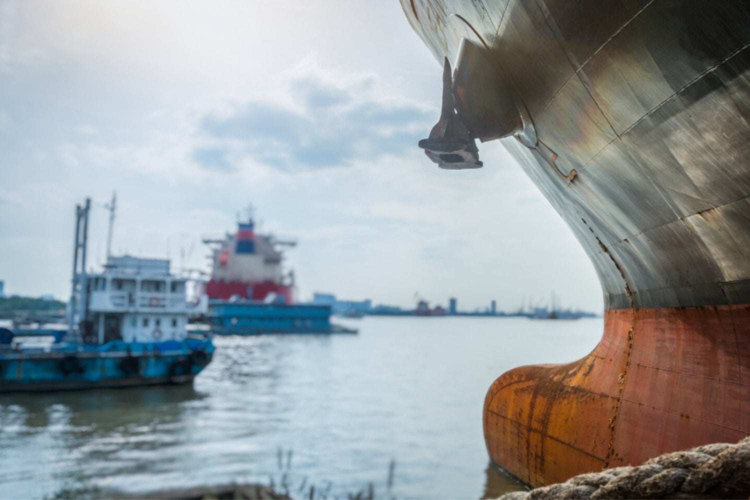 Octubre dejó en pausa la descarbonización del transporte marítimo global