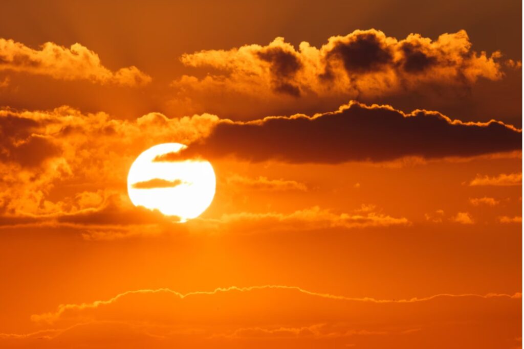 El Acuerdo de París frenó el calentamiento… pero no el calor extremo: los científicos advierten que el planeta sigue en riesgo