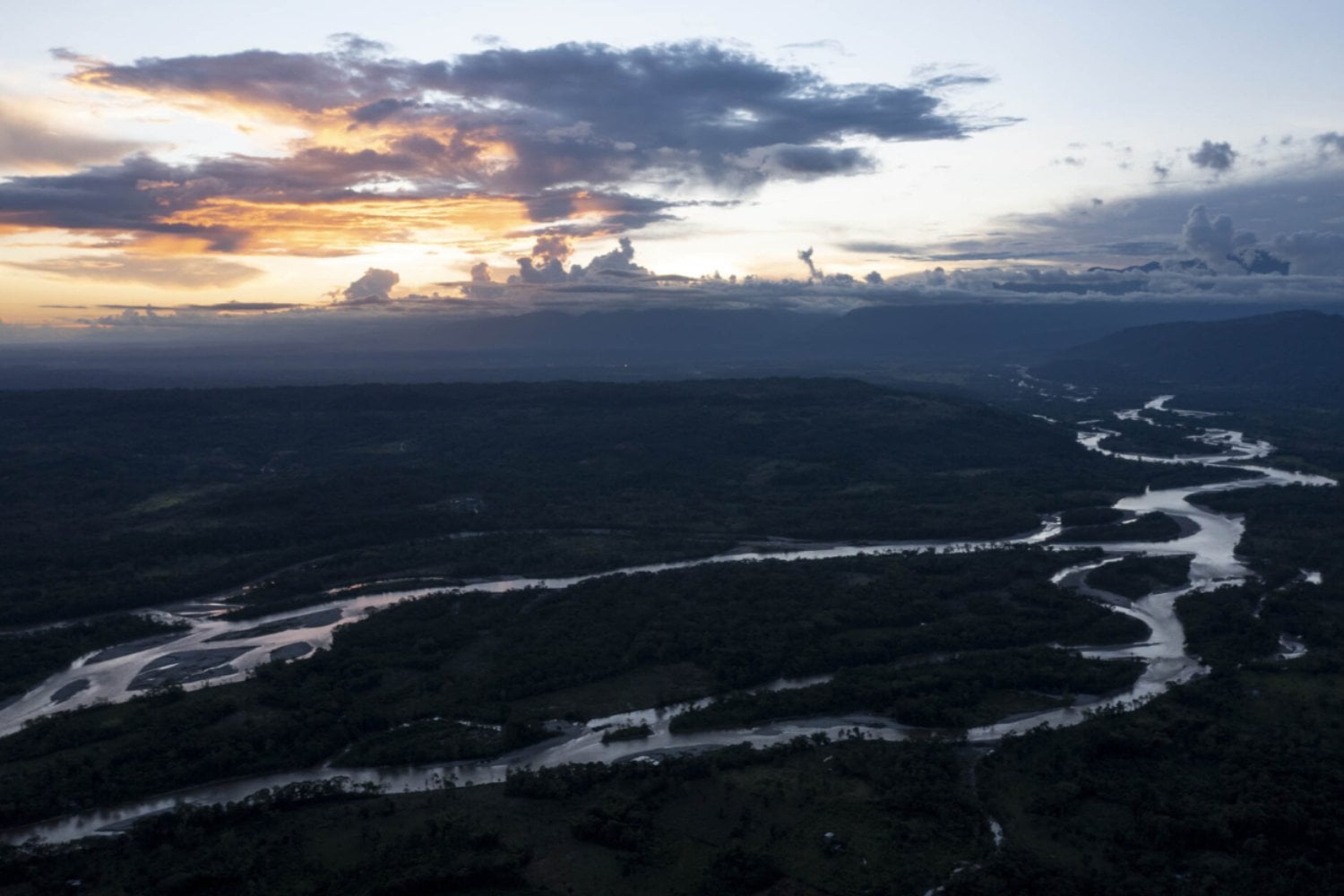 COP30: entre jets privados y promesas verdes, la Tierra pide acción real