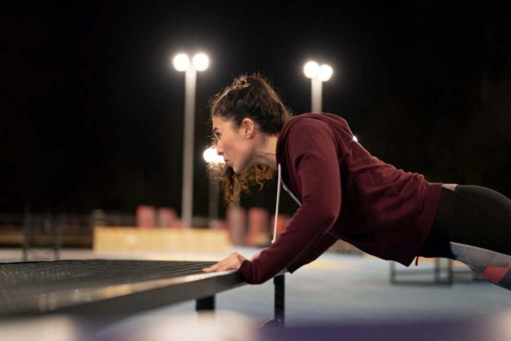 Ejercicio nocturno: la ciencia aclara si realmente afecta al sueño