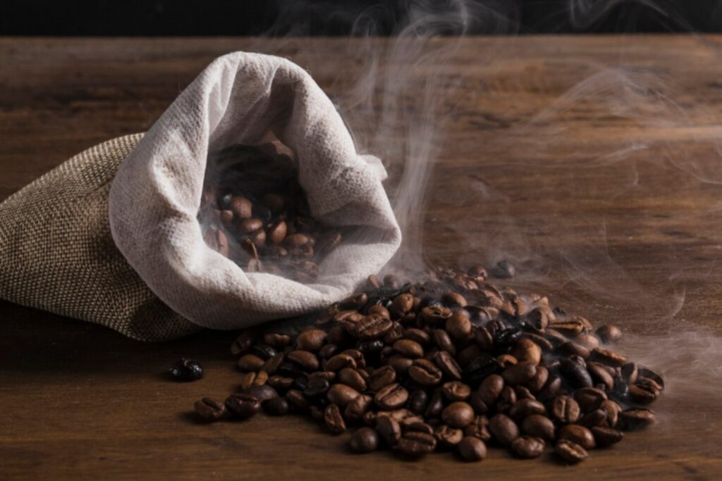 El café amenaza los bosques, y la falta de bosques amenaza al café