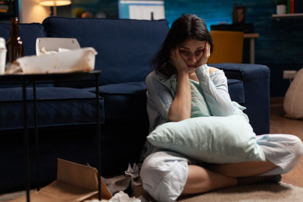 Cuando el ánimo se derrumba por un cambio inesperado: así actúa la depresión situacional y cómo afrontarla