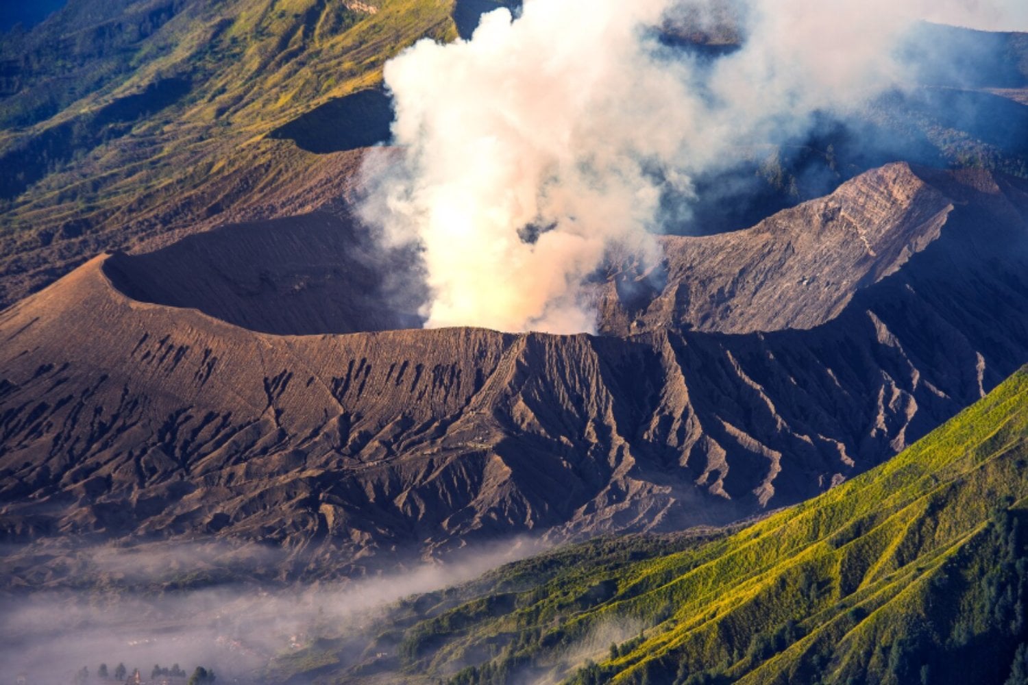 La inteligencia artificial se adelanta al fuego: predicen erupciones volcánicas con 12 horas de antelación