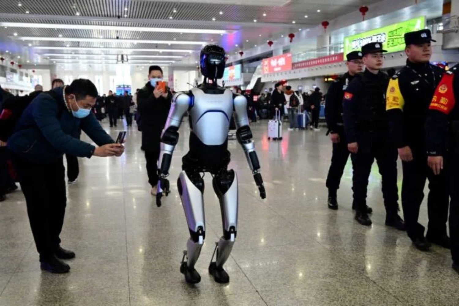 Robot Chino
