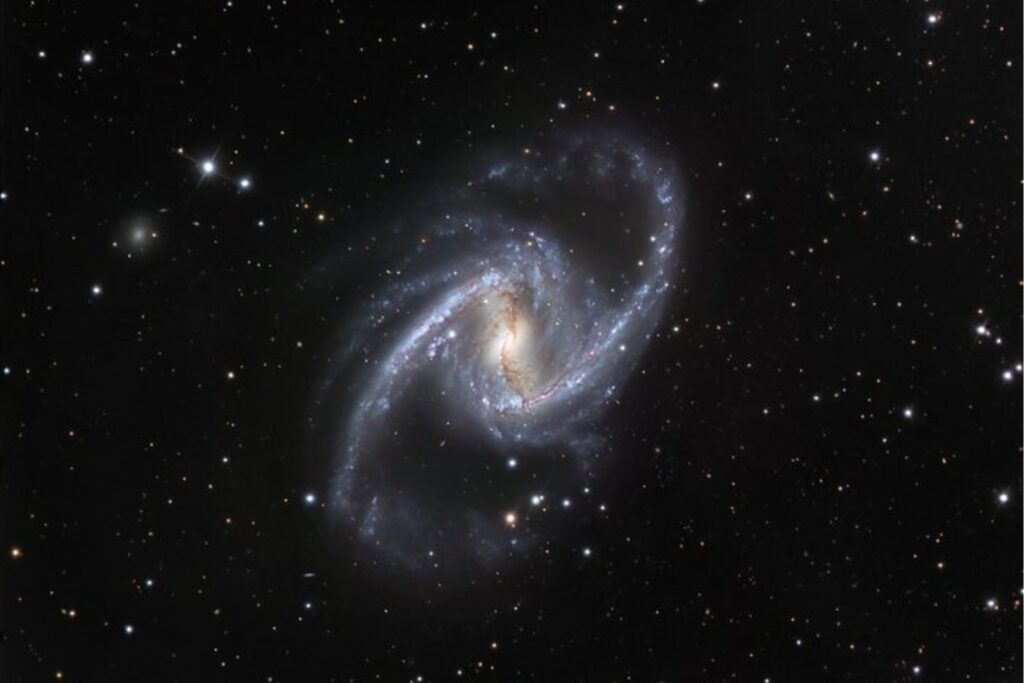 El James Webb acaba de encontrar algo que no debería existir. Una galaxia espiral madura en una época en la que solo deberían verse estructuras caóticas