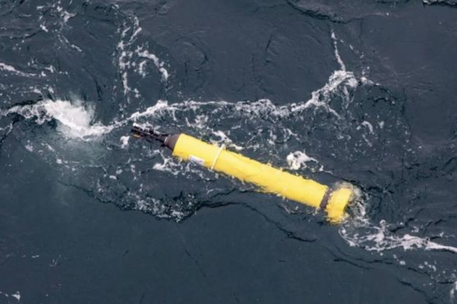 Un robot que se creía perdido bajo el hielo de la Antártida reaparece con mediciones inéditas: ocho meses a la deriva revelan un tramo del océano que jamás habíamos visto