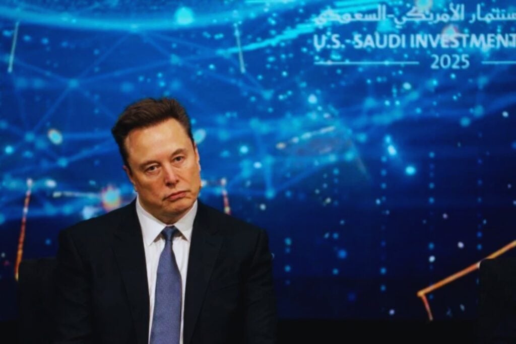 Pese a decir que no cotizaría SpaceX hasta que volara a Marte, Musk prepara la mayor salida a bolsa de la historia de EE.UU. Y el motivo no es Starship ni Starlink, sino algo mucho mayor: la próxima infraestructura de computación en órbita